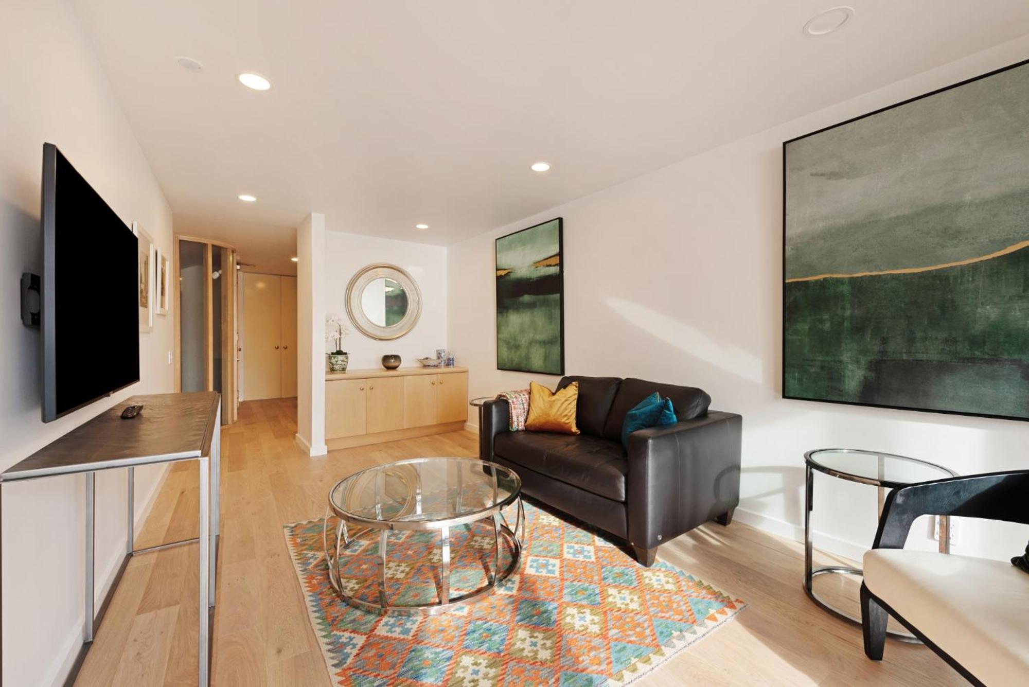 Bay Suites - 328 Oriental Parade Уелингтън Екстериор снимка